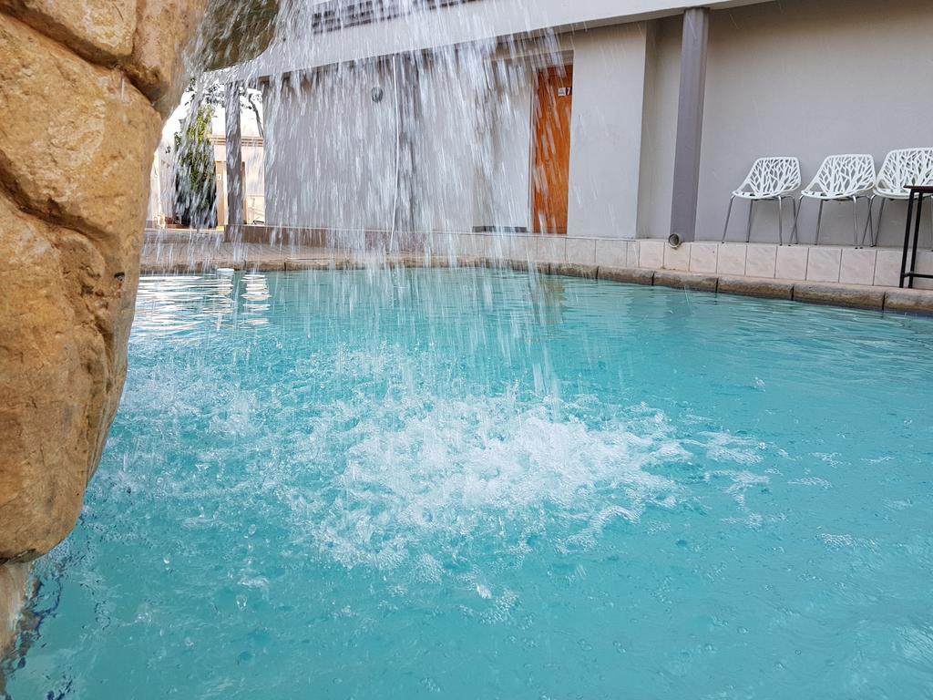 Batho Pele Lodge Gaborone Kültér fotó