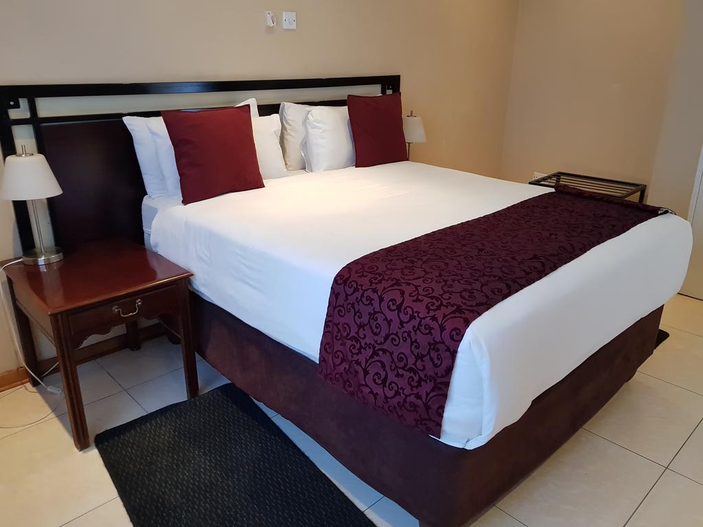 Batho Pele Lodge Gaborone Kültér fotó