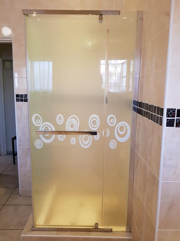 Batho Pele Lodge Gaborone Kültér fotó